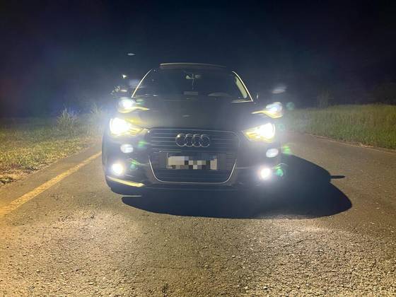 AUDI A1 1.4 TFSI ATTRACTION 16V 122CV GASOLINA 4P AUTOMÁTICO